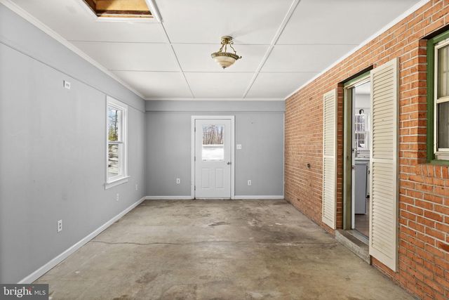 727 CHALKLEVEL RD, Louisa, VA 23093