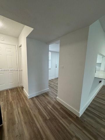 1301 NE 191st Street F407, Miami, FL 33179