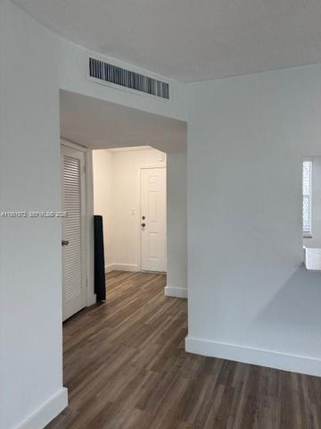 1301 NE 191st Street F407, Miami, FL 33179
