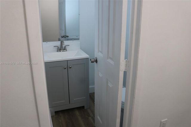 1301 NE 191st Street F407, Miami, FL 33179
