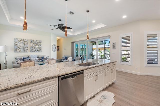 730 95th AVE N, Naples, FL 34108