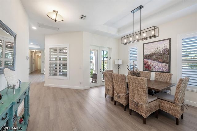 730 95th AVE N, Naples, FL 34108