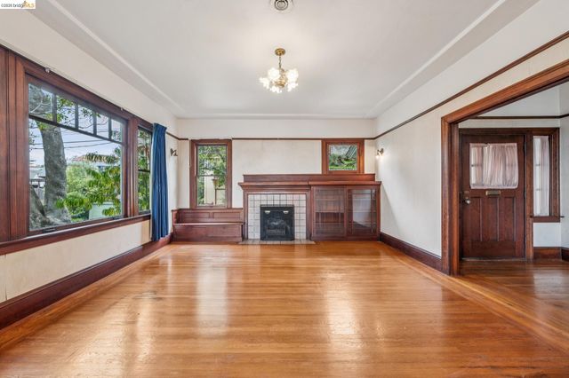 2600 Hilgard Ave, Berkeley, CA 94709