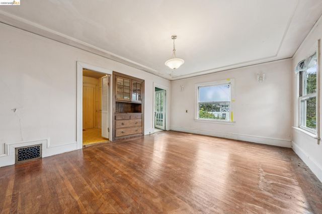 2600 Hilgard Ave, Berkeley, CA 94709