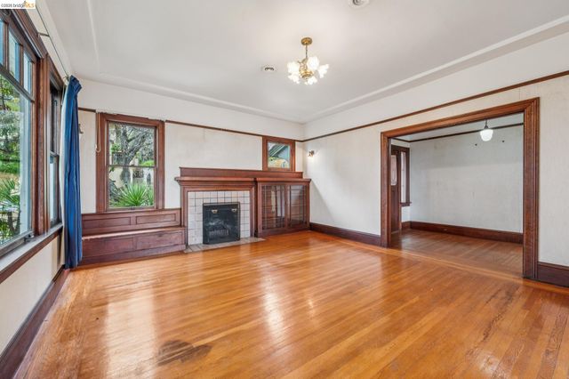 2600 Hilgard Ave, Berkeley, CA 94709