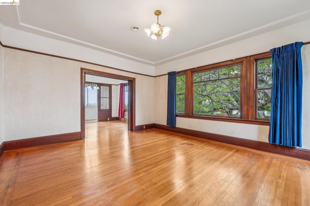 2600 Hilgard Ave, Berkeley, CA 94709