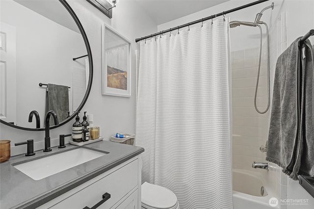 19129 110th Place SE, Renton, WA 98055