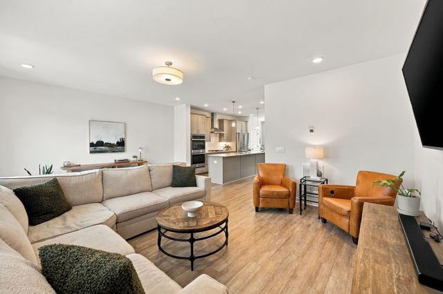1133 Kiernan Grove Lane, Cary, NC 27519