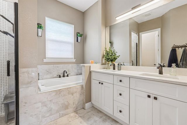 9876 PANGOLA LOOP, Land O Lakes, FL 34639