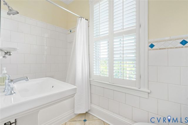 5 River Rd, Richmond, VA 23226