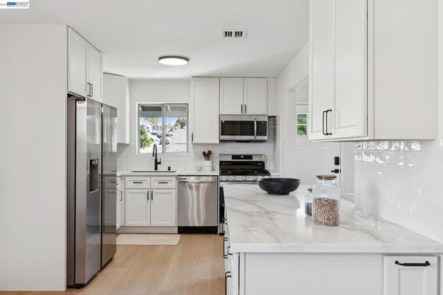224 Wilshire Ave, Vallejo, CA 94591
