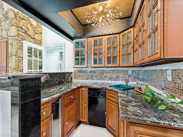 5822 London Lane, Dallas, TX 75252