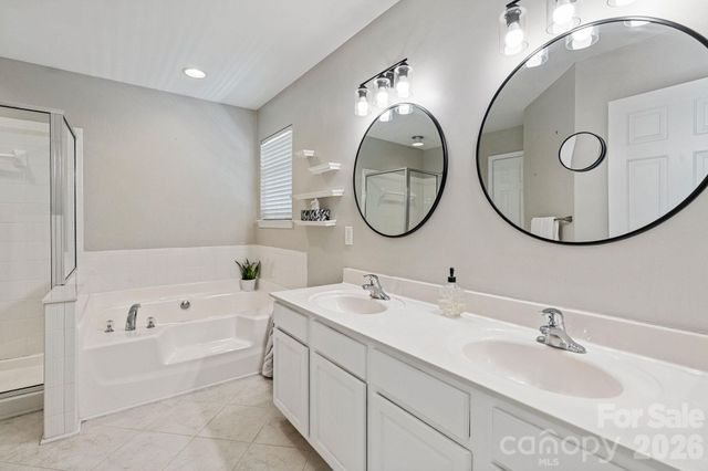 7702 Antique Circle, Waxhaw, NC 28173