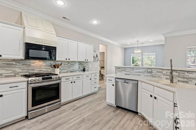 7702 Antique Circle, Waxhaw, NC 28173