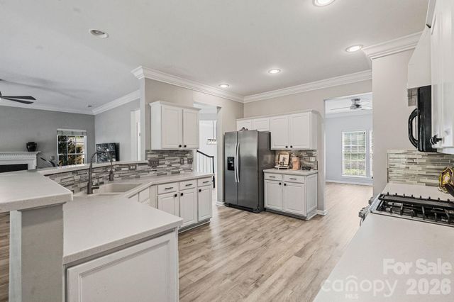 7702 Antique Circle, Waxhaw, NC 28173