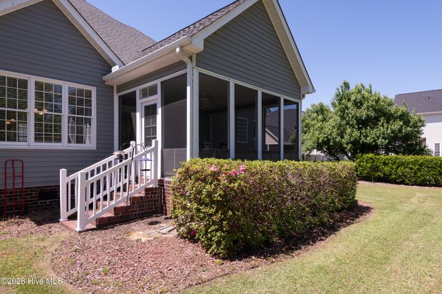 2215 Black Horse Lane, Winterville, NC 28590
