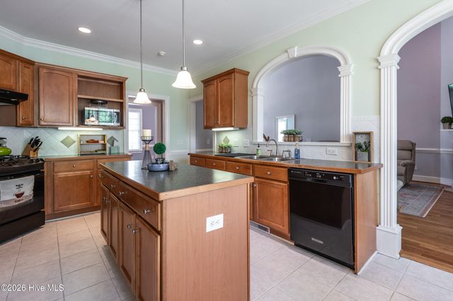 2215 Black Horse Lane, Winterville, NC 28590