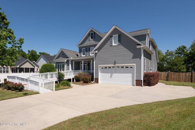 2215 Black Horse Lane, Winterville, NC 28590