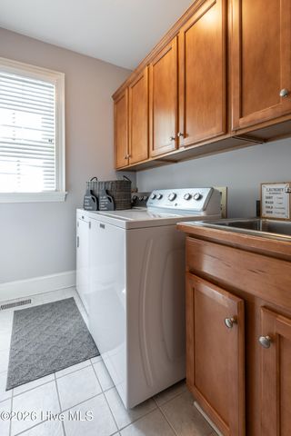 2215 Black Horse Lane, Winterville, NC 28590
