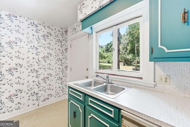 1403 Springdale Road, Gainesville, GA 30501