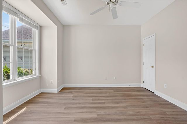 17657 GLASS RIDGE PL, Gainesville, VA 20155