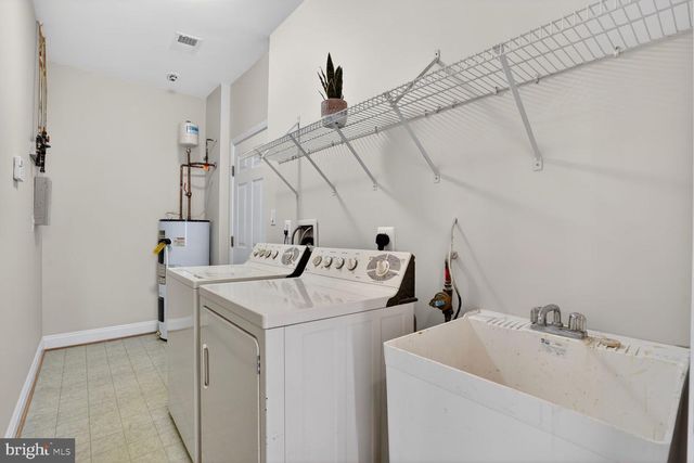 17657 GLASS RIDGE PL, Gainesville, VA 20155