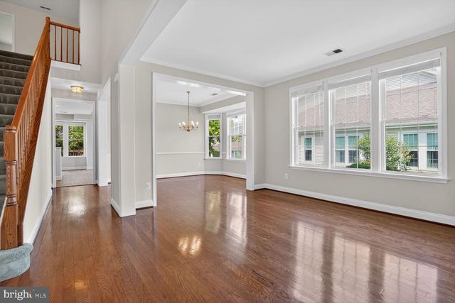 17657 GLASS RIDGE PL, Gainesville, VA 20155