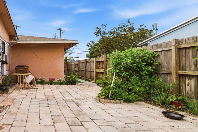 550 NE 37th Street 1-2, Pompano Beach, FL 33064