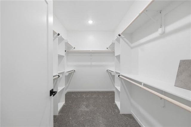 7905 Hoot Owl Street, Blue Springs, MO 64014