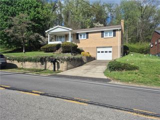 49 Millersdale Rd, Hempfield Twp, PA 15644