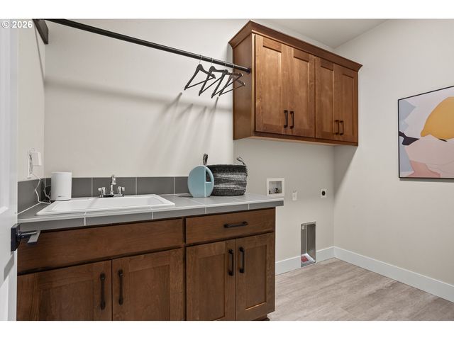 9325 Sw Salinan St, Tualatin, OR 97062