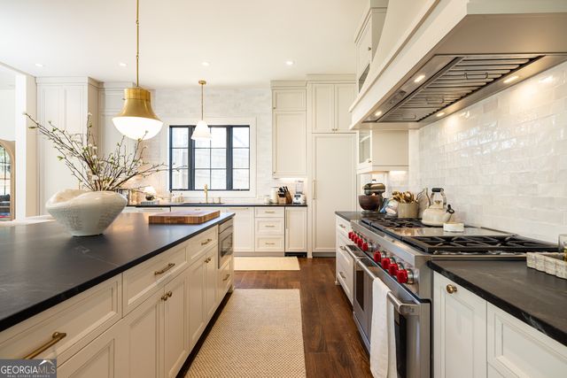 4580 Peachtree Dunwoody Road, Sandy Springs, GA 30342