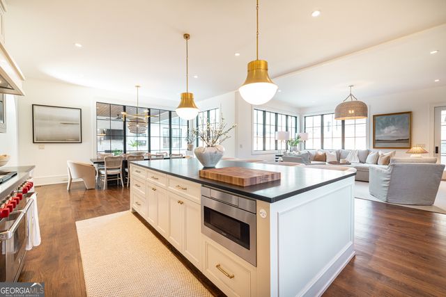 4580 Peachtree Dunwoody Road, Sandy Springs, GA 30342