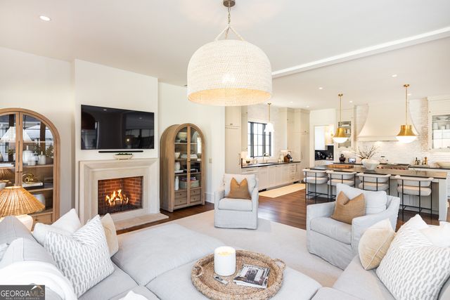 4580 Peachtree Dunwoody Road, Sandy Springs, GA 30342