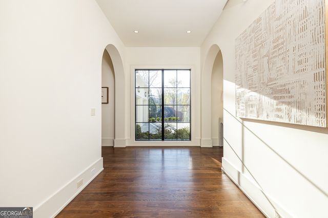 4580 Peachtree Dunwoody Road, Sandy Springs, GA 30342