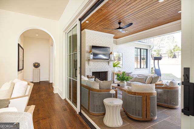 4580 Peachtree Dunwoody Road, Sandy Springs, GA 30342