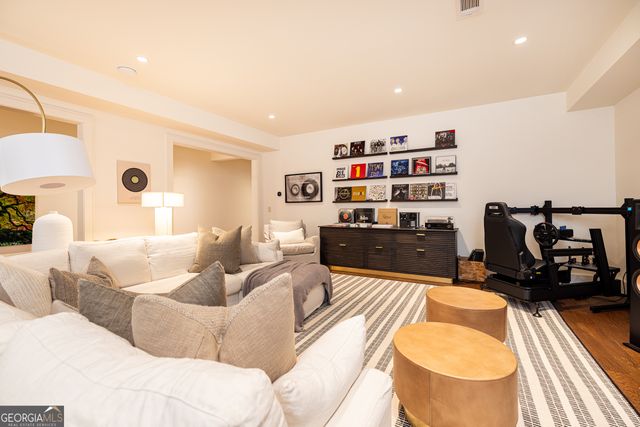 4580 Peachtree Dunwoody Road, Sandy Springs, GA 30342