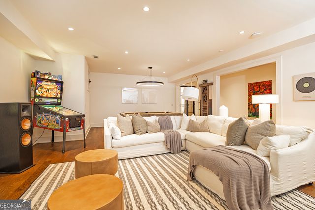 4580 Peachtree Dunwoody Road, Sandy Springs, GA 30342