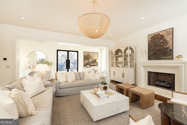 4580 Peachtree Dunwoody Road, Sandy Springs, GA 30342