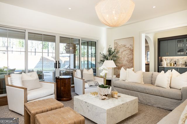 4580 Peachtree Dunwoody Road, Sandy Springs, GA 30342