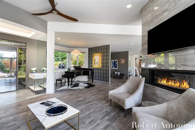 1835 Linson Court, Grand Rapids, MI 49546