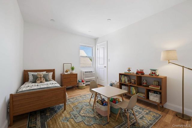 58-28 84th Street 2, Middle Village, NY 11379