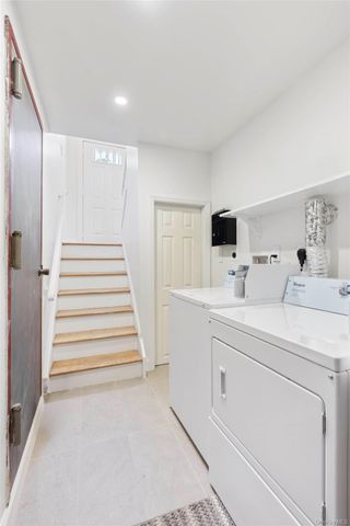 58-28 84th Street 2, Middle Village, NY 11379