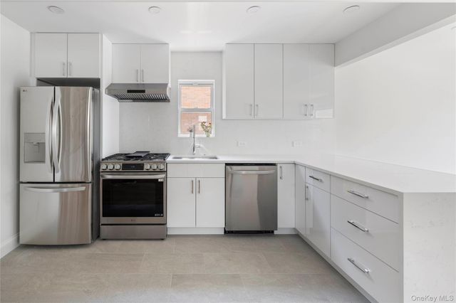 58-28 84th Street 2, Middle Village, NY 11379