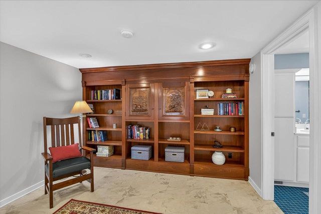 3534 Heather Crest, Madison, WI 53705