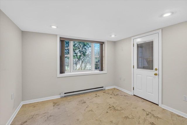 3534 Heather Crest, Madison, WI 53705