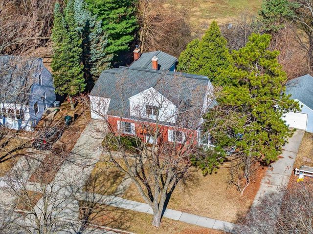 3534 Heather Crest, Madison, WI 53705