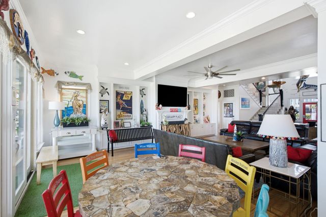 914 Ocean Boulevard, Isle Of Palms, SC 29451