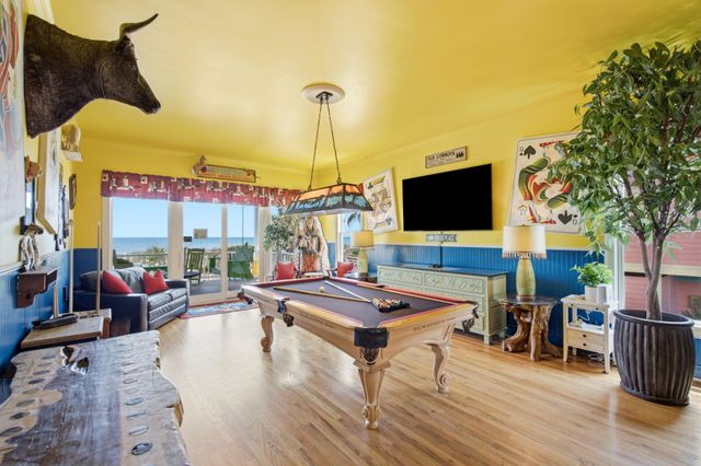 914 Ocean Boulevard, Isle Of Palms, SC 29451