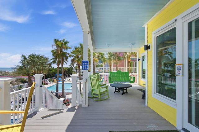 914 Ocean Boulevard, Isle Of Palms, SC 29451